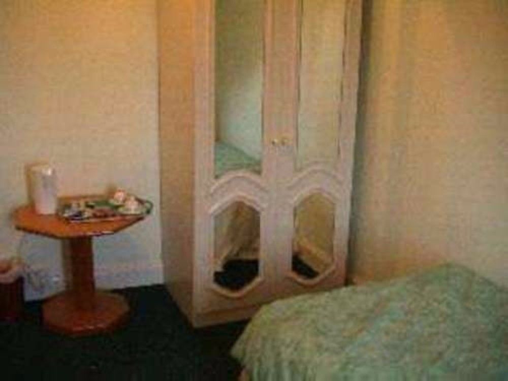 Capital Guest House Edinburgh Bagian luar foto